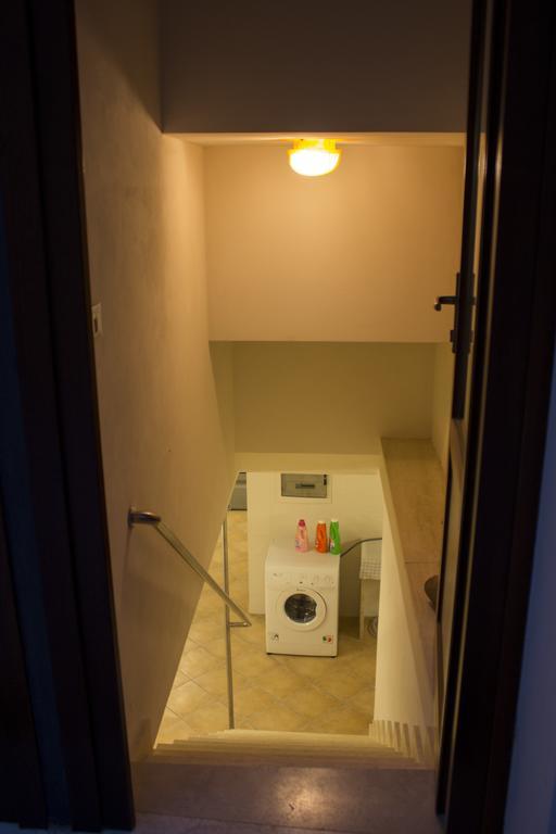Exclusive Marina Apartment 卡斯泰拉马莱 外观 照片