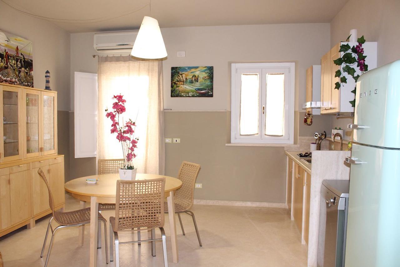 Exclusive Marina Apartment 卡斯泰拉马莱 外观 照片